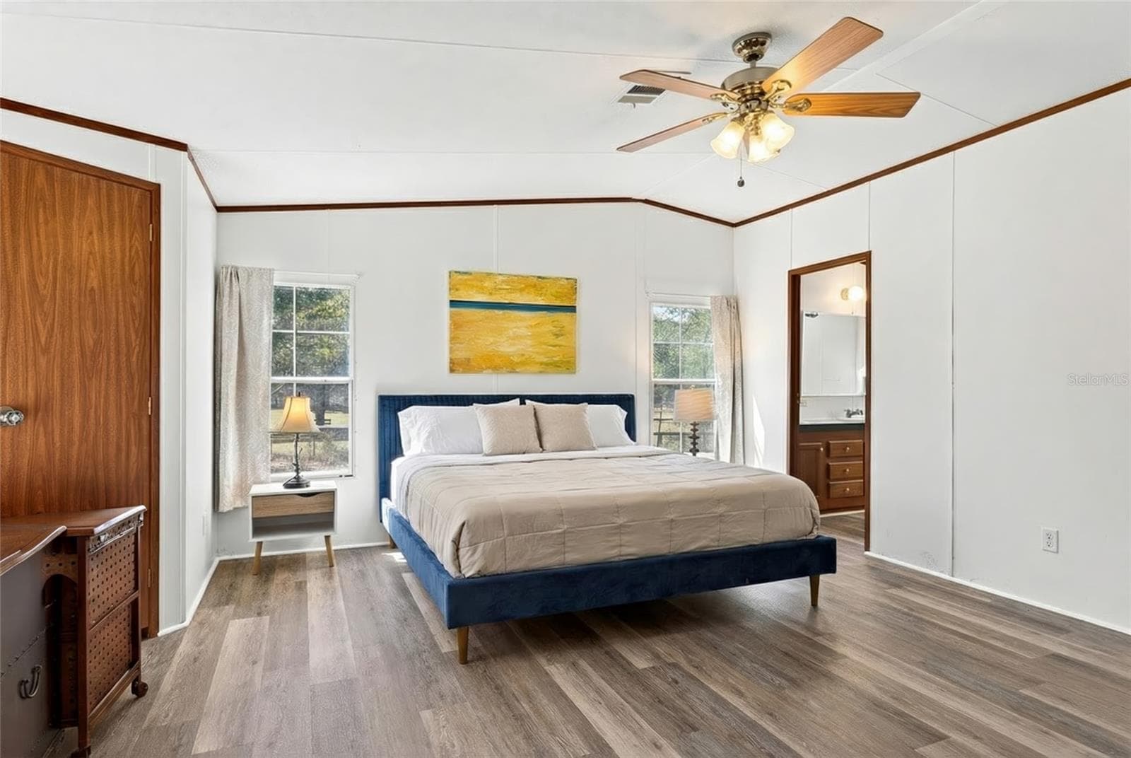 Manufactured Home at 10427 NW 8TH LN, OCALA, photo 11 of 38