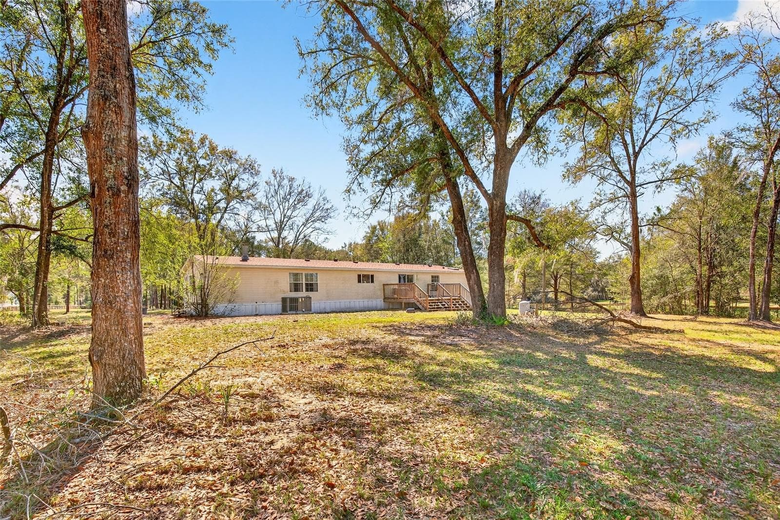 Manufactured Home at 10427 NW 8TH LN, OCALA, photo 33 of 38