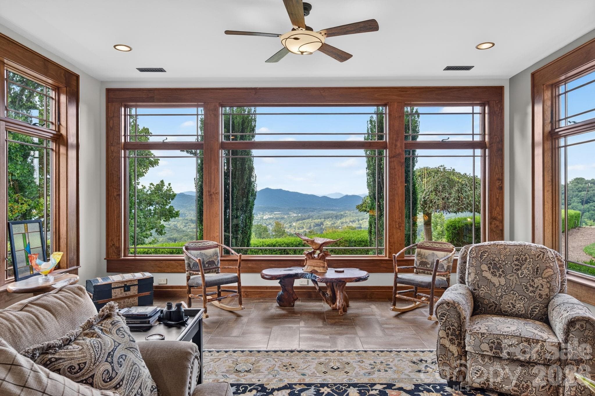 Living Room - 93 Lombard Street, Waynesville