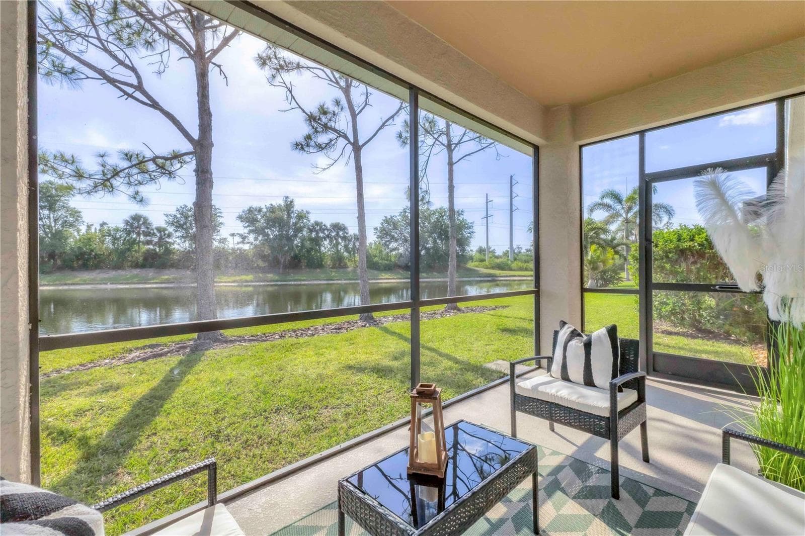 Single Family Residence at 11504 DANCING RIVER DR, VENICE, photo 23 of 45