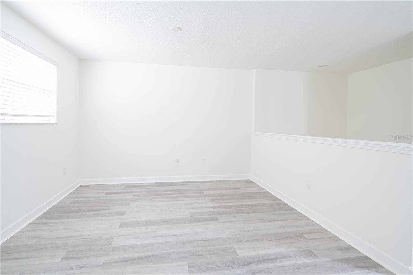 Single Family Residence at 15663 SIGNATURE DR, WINTER GARDEN, photo 7 of 19
