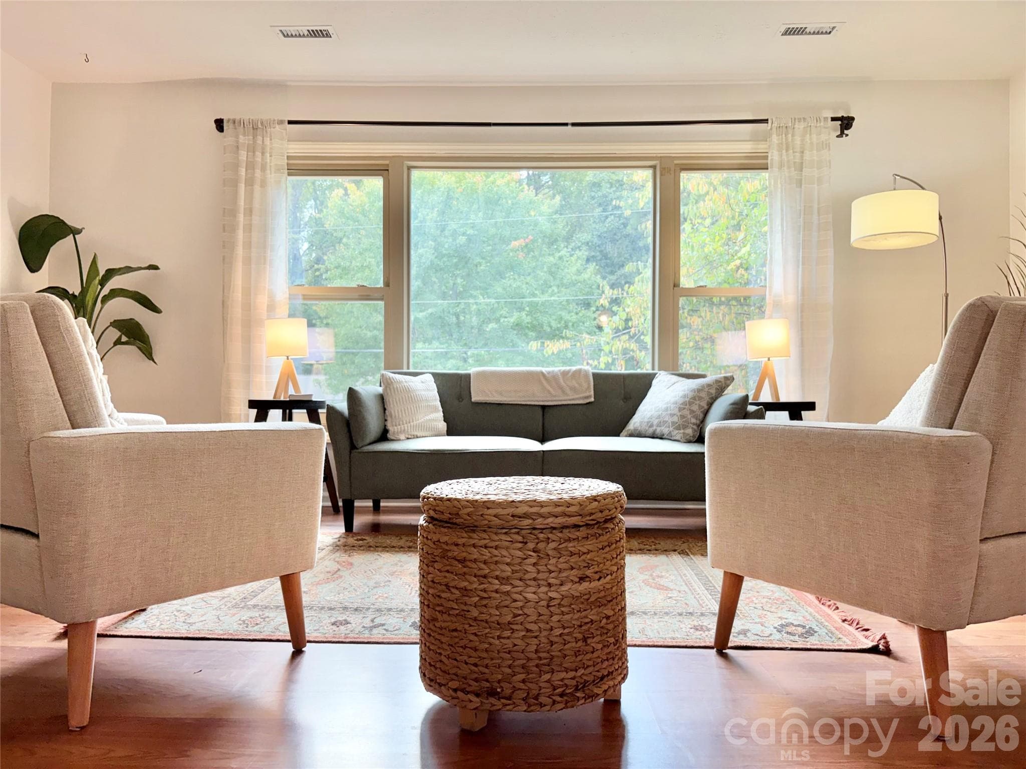 Large picture window - Asheville