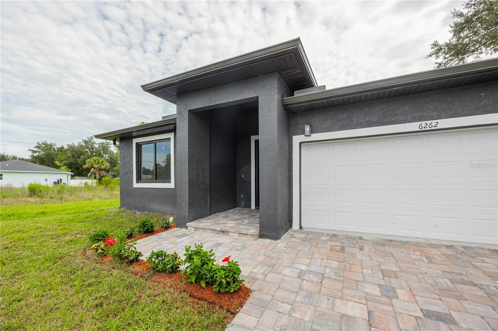 Single Family Residence at 6262 SKYVIEW DR, NORTH PORT, photo 2 of 41