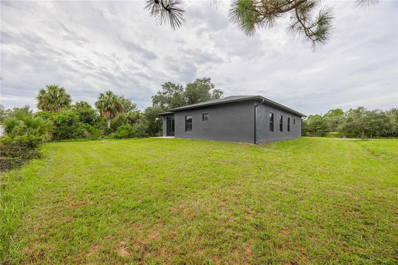 Single Family Residence at 6262 SKYVIEW DR, NORTH PORT, photo 37 of 41
