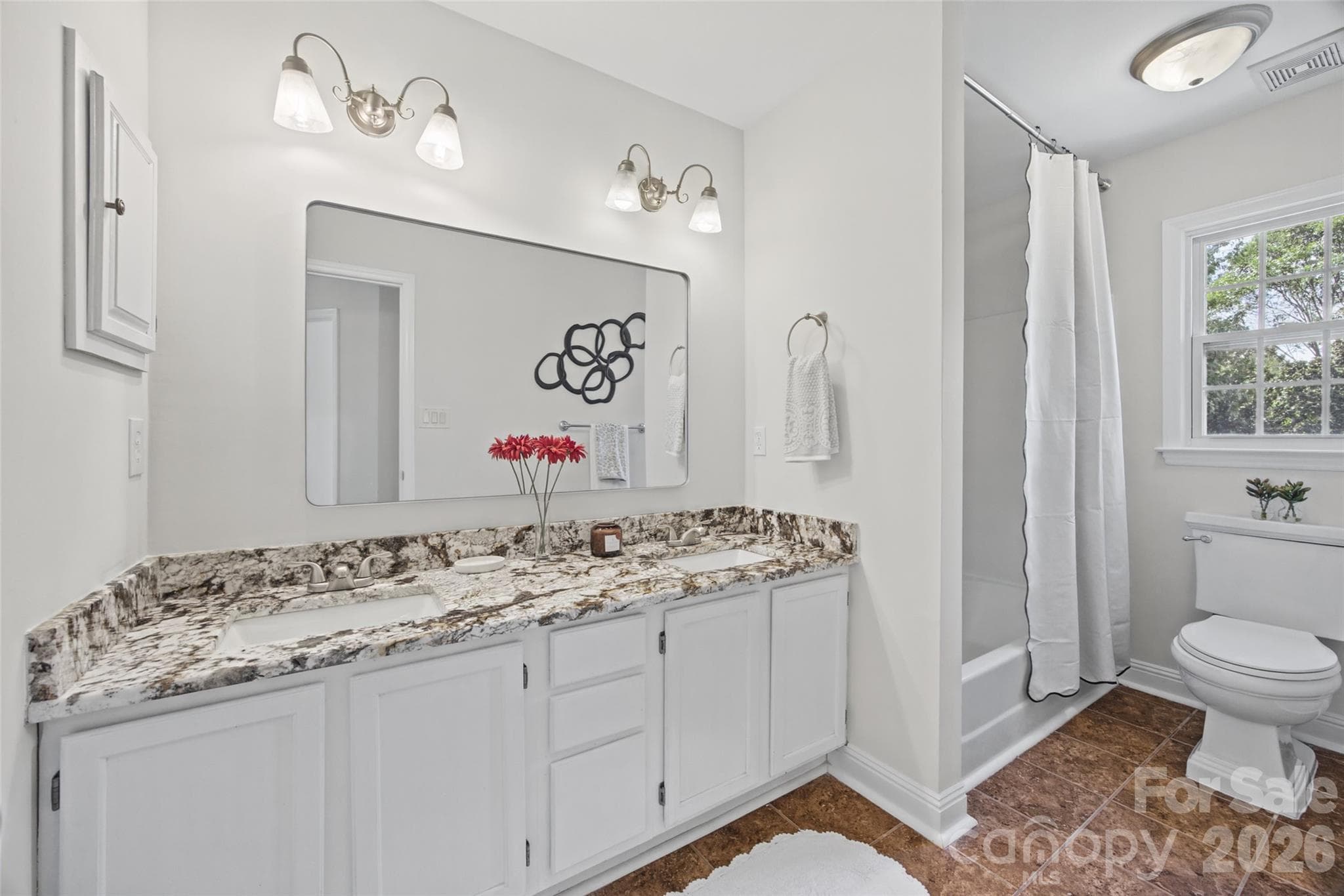 Secondary Full Bathroom - 12600 Parks Farm Lane, Charlotte