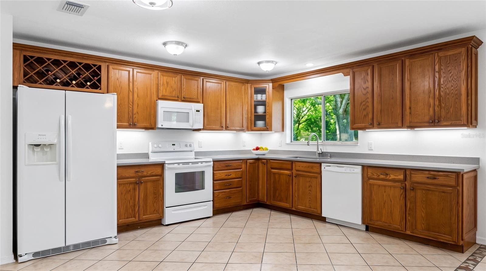 Single Family Residence at 731 SW 24TH ST, VERO BEACH, photo 18 of 29