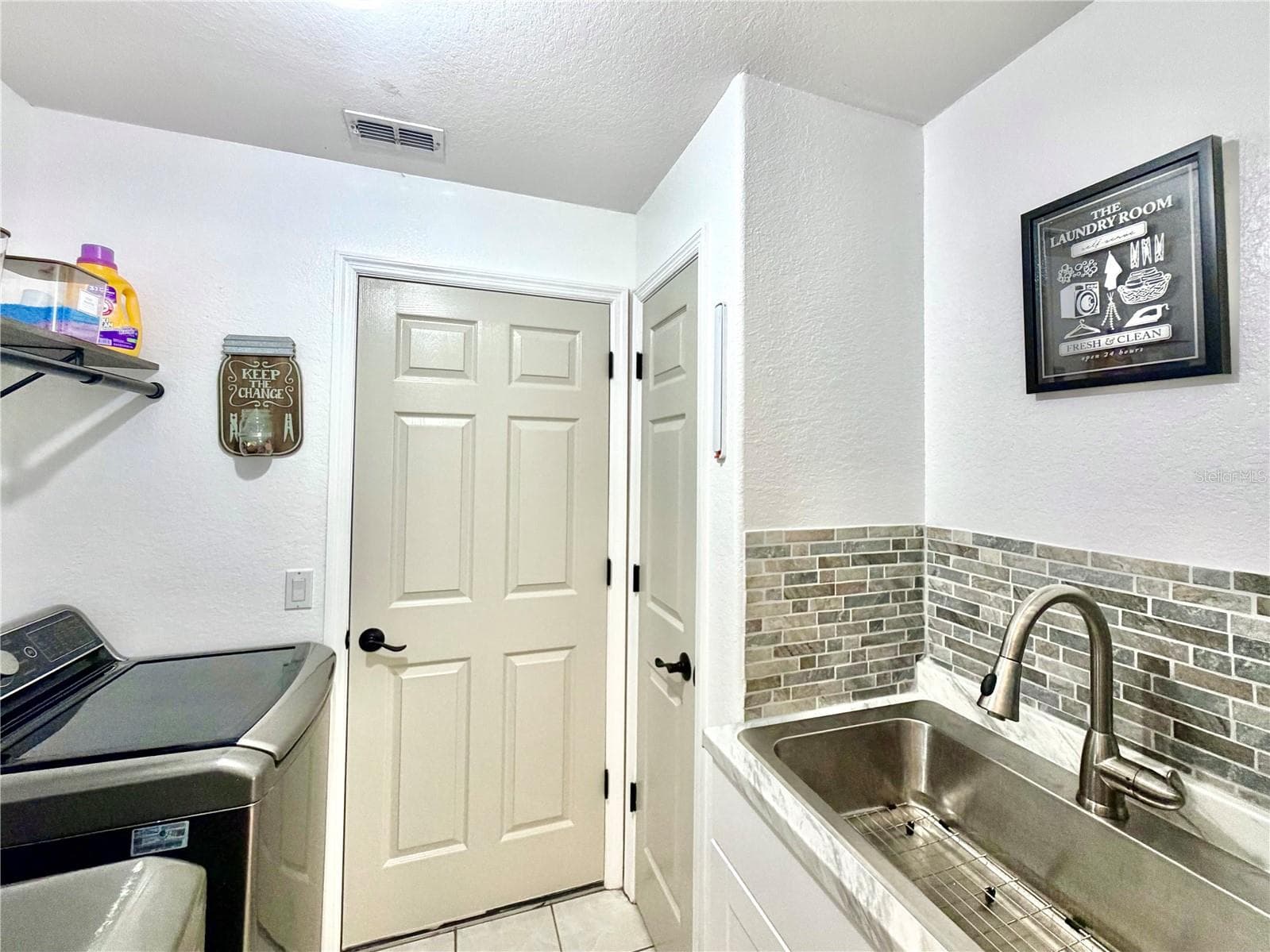 Single Family Residence at 83 OAK VILLAGE BLVD S, HOMOSASSA, photo 11 of 59