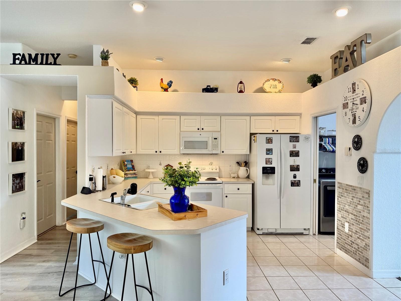 Single Family Residence at 83 OAK VILLAGE BLVD S, HOMOSASSA, photo 10 of 59
