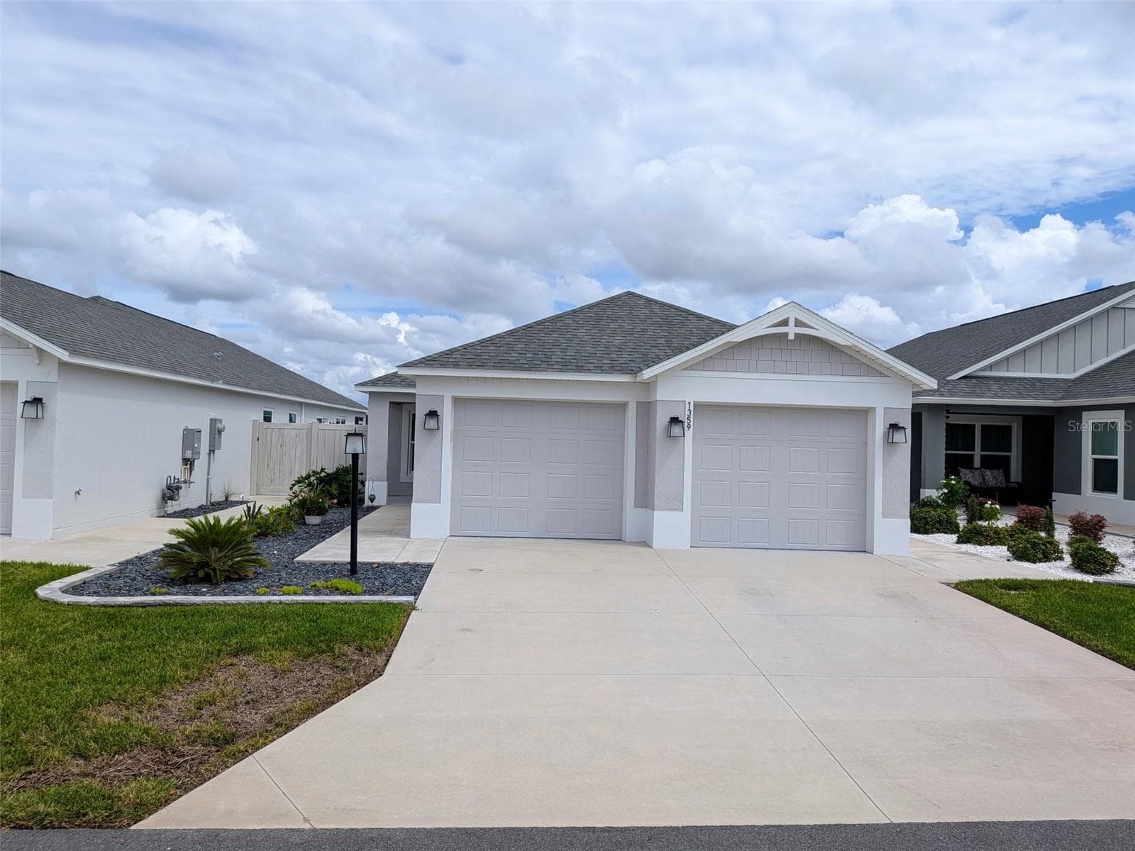 Front of home - 1359 DARREN DR, THE VILLAGES