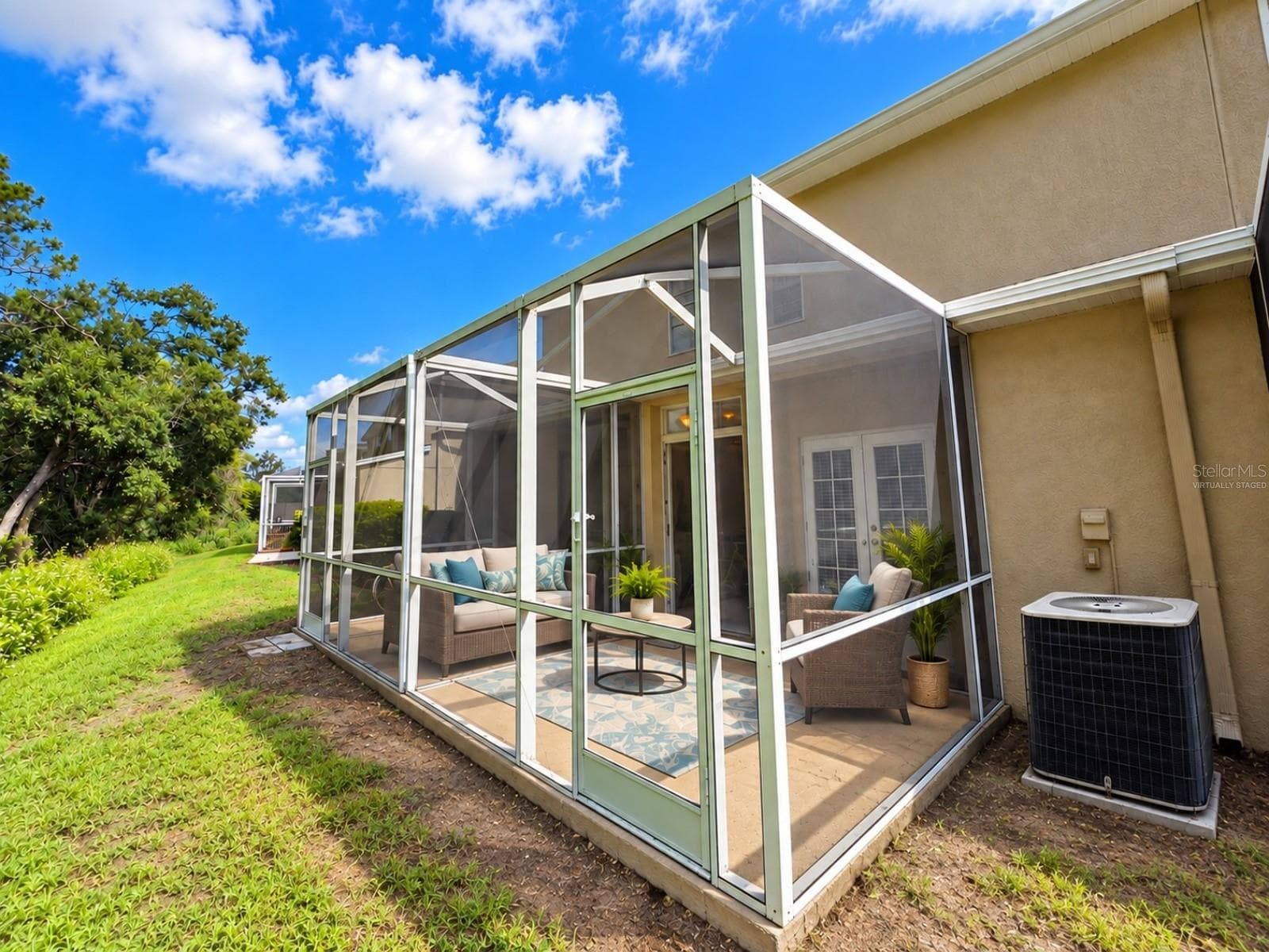 Virtually Staged - Lanai - 5866 FISHHAWK RIDGE DR, LITHIA