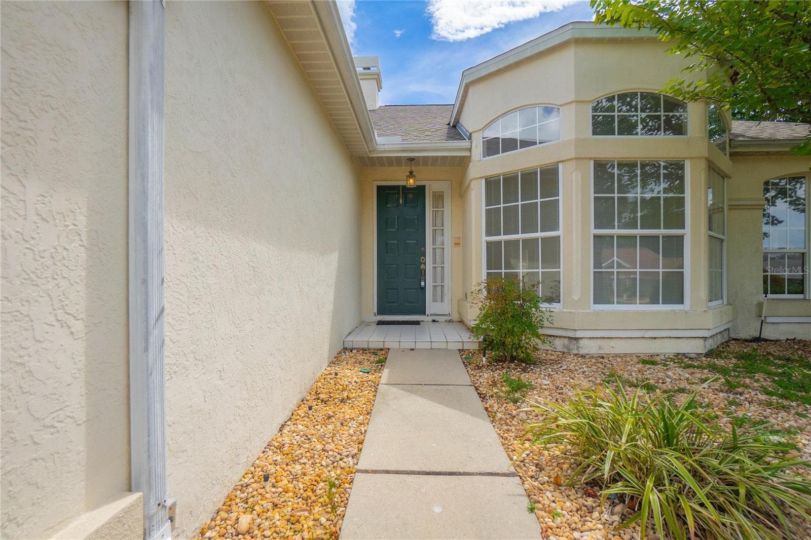 Single Family Residence at 1635 N MARLBOROUGH LOOP, CRYSTAL RIVER, photo 2 of 54