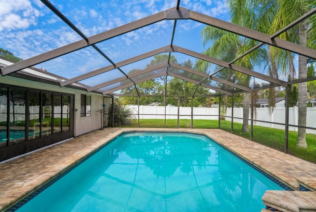 Single Family Residence at 583 LONGWOOD CT, OLDSMAR, photo 32 of 64