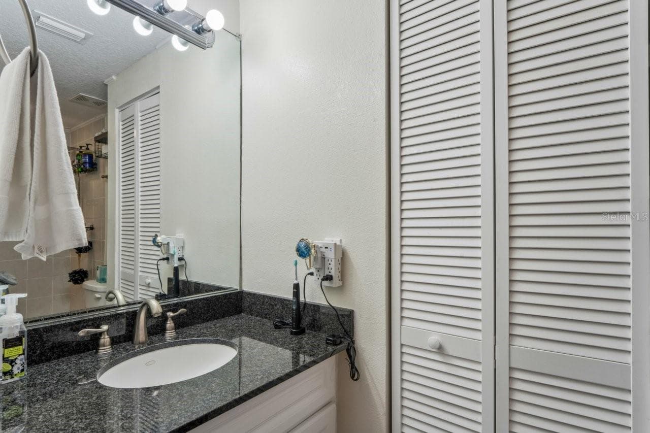Single Family Residence at 583 LONGWOOD CT, OLDSMAR, photo 43 of 64