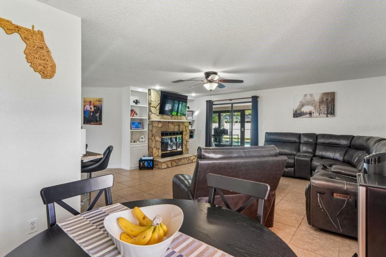 Single Family Residence at 583 LONGWOOD CT, OLDSMAR, photo 34 of 64