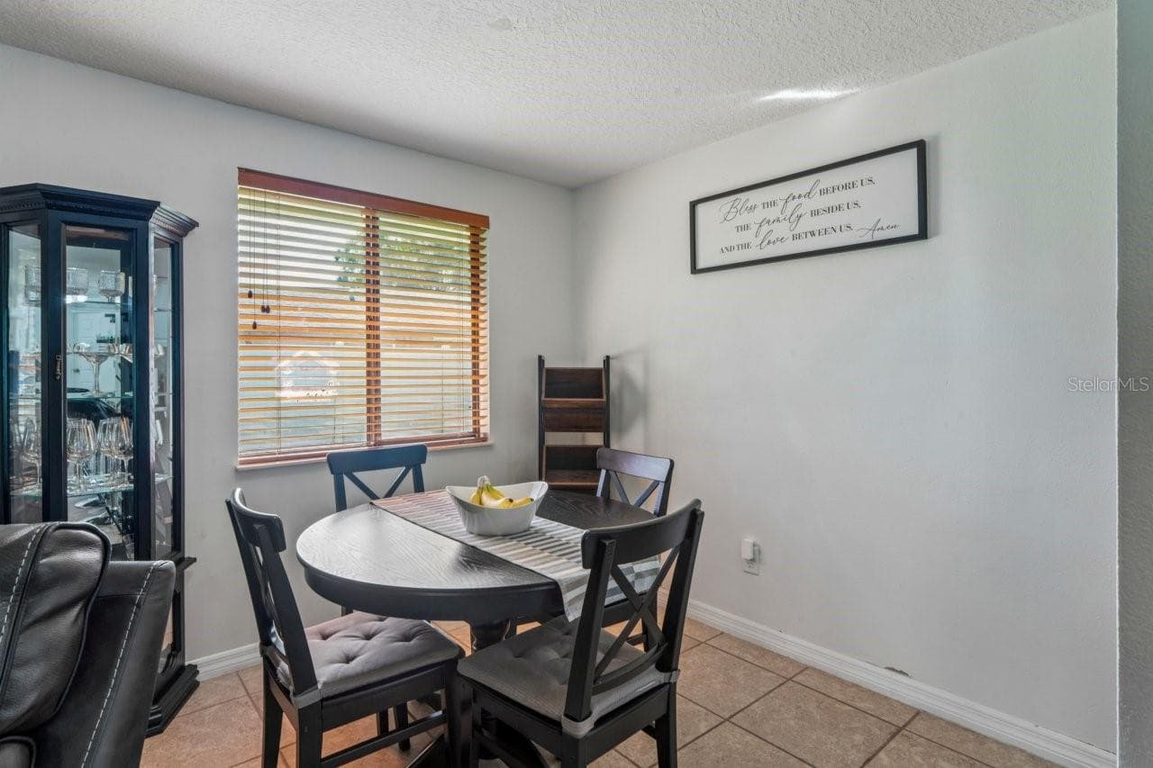 Single Family Residence at 583 LONGWOOD CT, OLDSMAR, photo 18 of 64