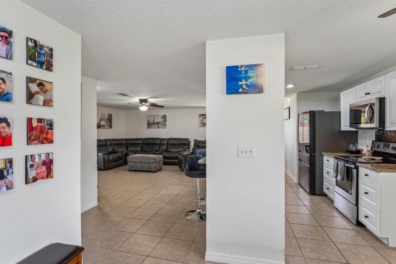 Single Family Residence at 583 LONGWOOD CT, OLDSMAR, photo 33 of 64