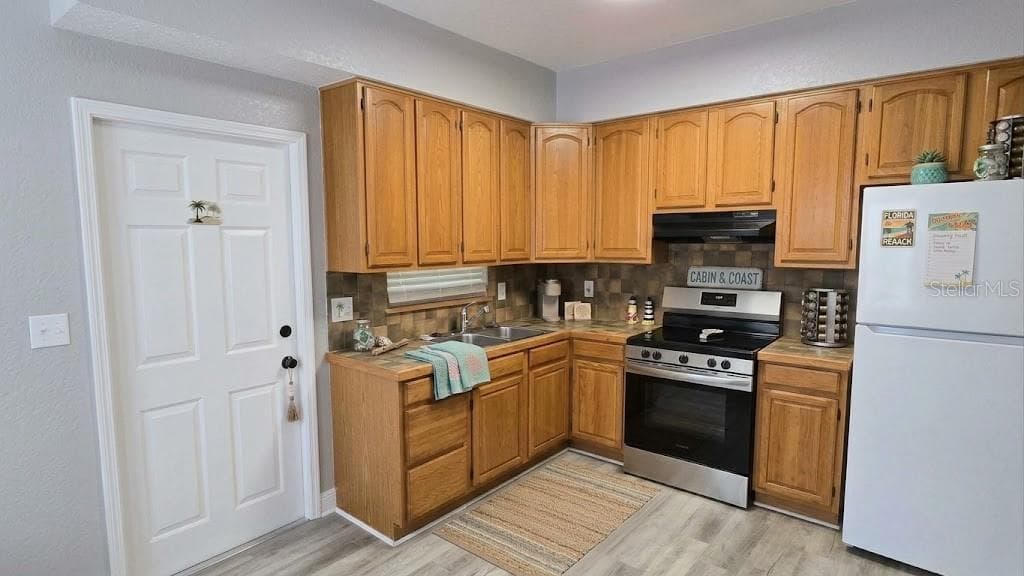 Virtually Staged Kitchen - 111 145TH AVE E #4, MADEIRA BEACH