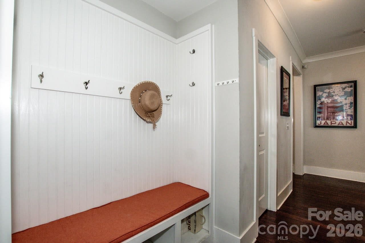 Single Family Residence at 19921 Wooden Tee Drive, Davidson, photo 12 of 42