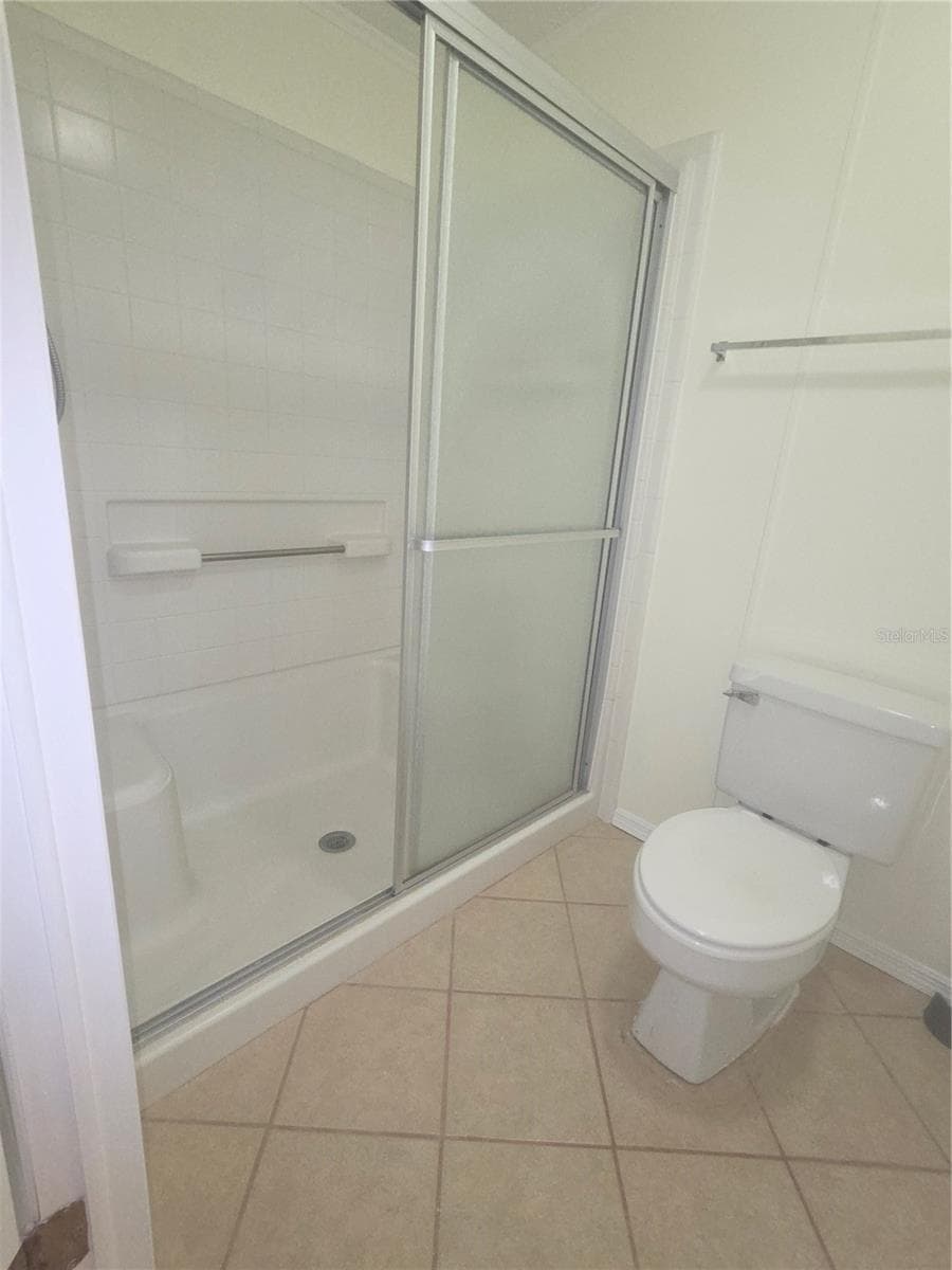 Master Bathroom - 57 STRAPHMORE DR, HAINES CITY