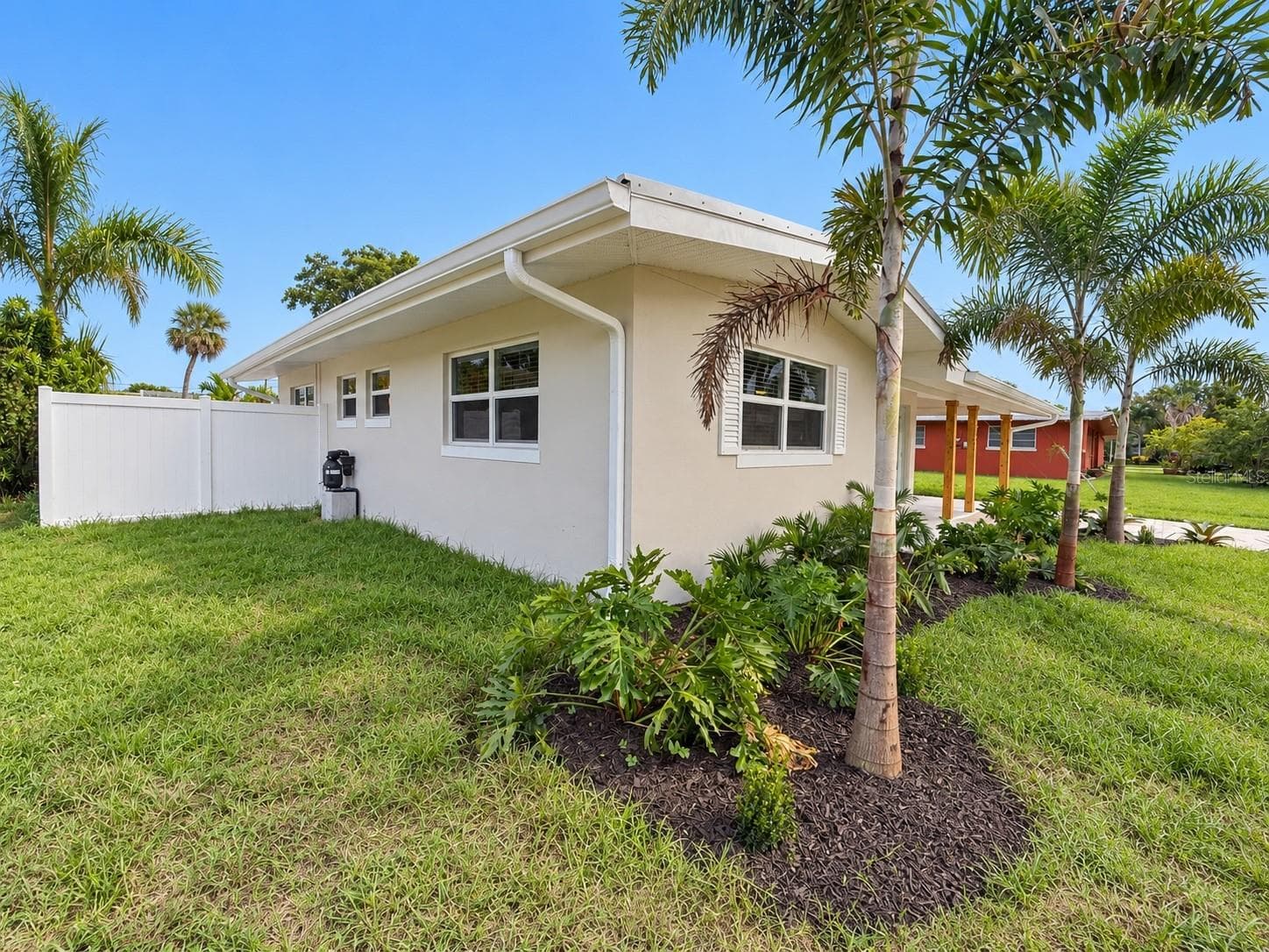 Single Family Residence at 3657 KELLY ST, FORT MYERS, photo 5 of 44