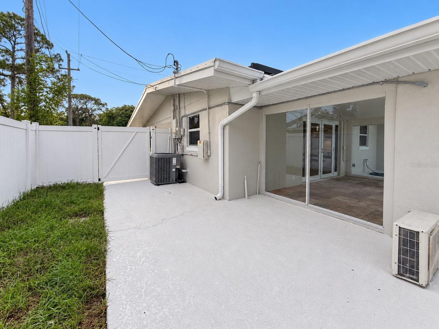 Single Family Residence at 3657 KELLY ST, FORT MYERS, photo 14 of 44