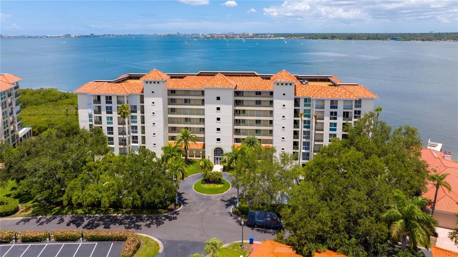 4717 DOLPHIN CAY LN S #503
