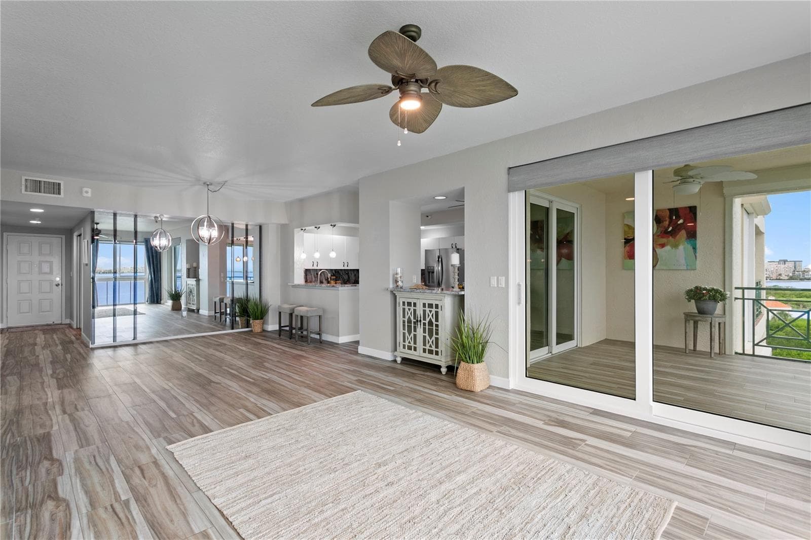 Condominium at 4717 DOLPHIN CAY LN S #503, ST PETERSBURG, photo 16 of 79