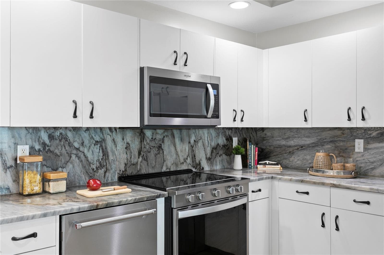 Condominium at 4717 DOLPHIN CAY LN S #503, ST PETERSBURG, photo 23 of 79