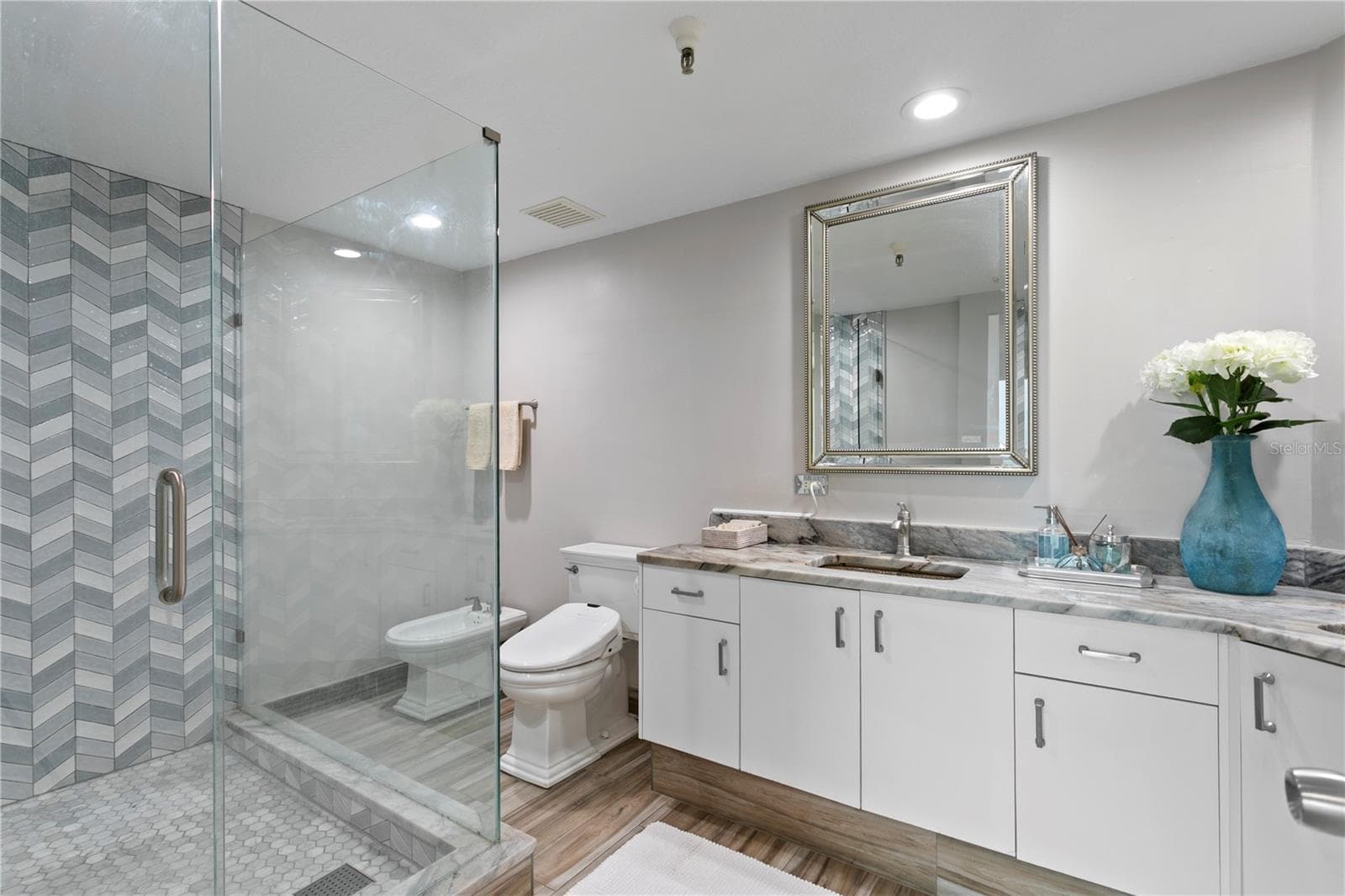 Primary Bath - 4717 DOLPHIN CAY LN S #503, ST PETERSBURG