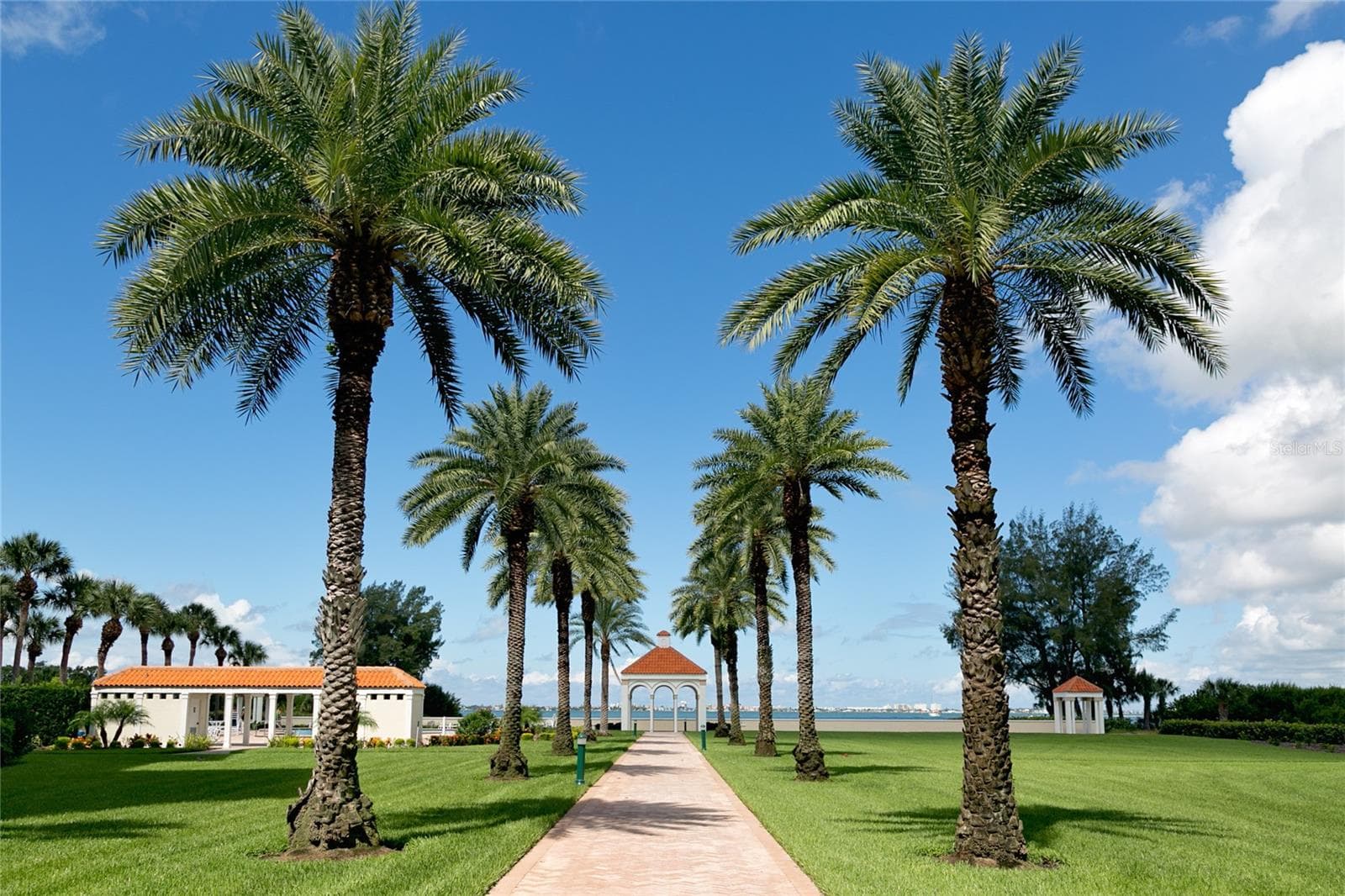 Condominium at 4717 DOLPHIN CAY LN S #503, ST PETERSBURG, photo 68 of 79