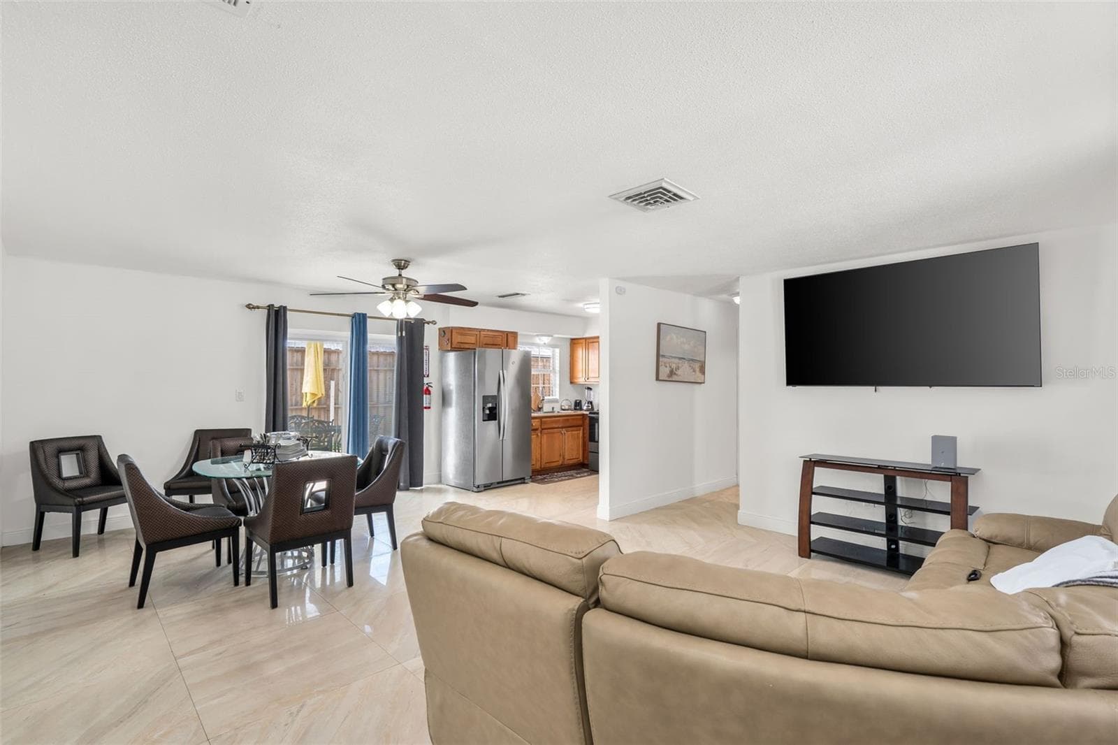 Single Family Residence at 537 MELODY CIR, SARASOTA, photo 10 of 60