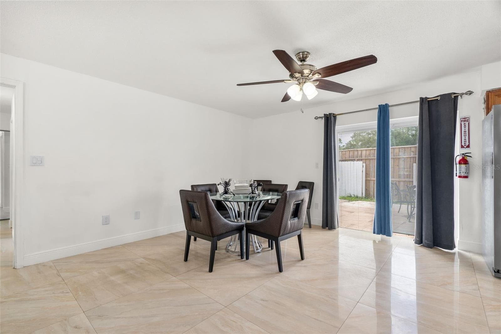 Single Family Residence at 537 MELODY CIR, SARASOTA, photo 11 of 60