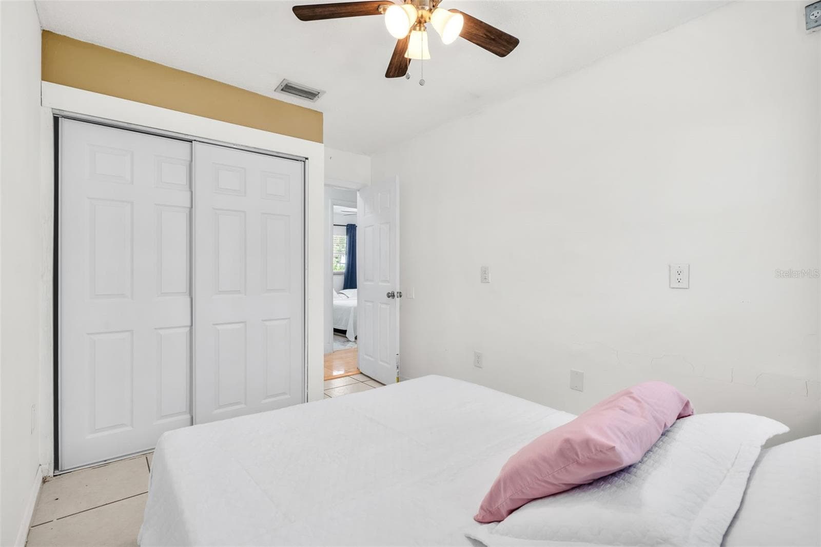 Single Family Residence at 537 MELODY CIR, SARASOTA, photo 25 of 60