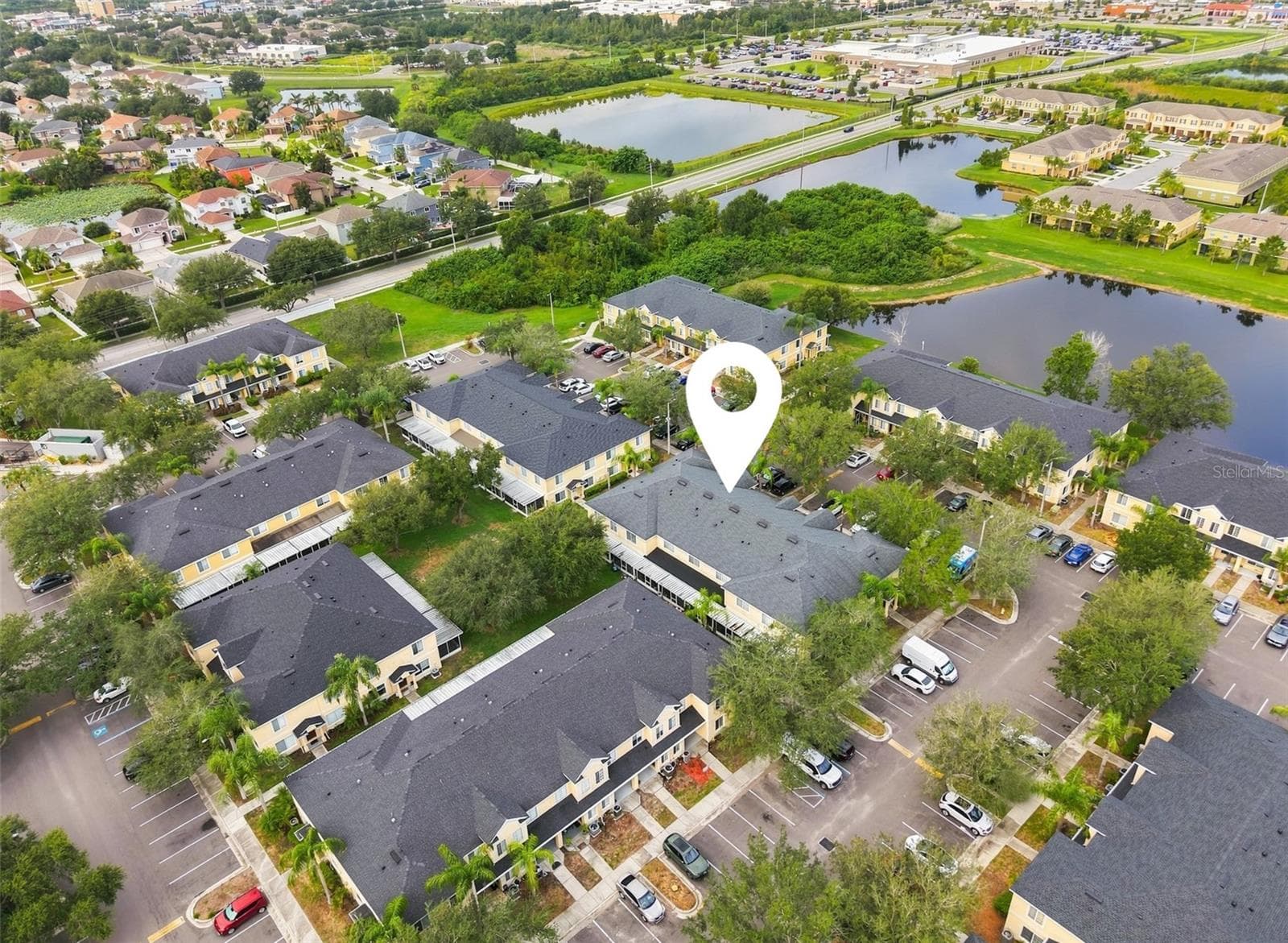 Townhouse at 10734 KEYS GATE DR, RIVERVIEW, photo 3 of 24