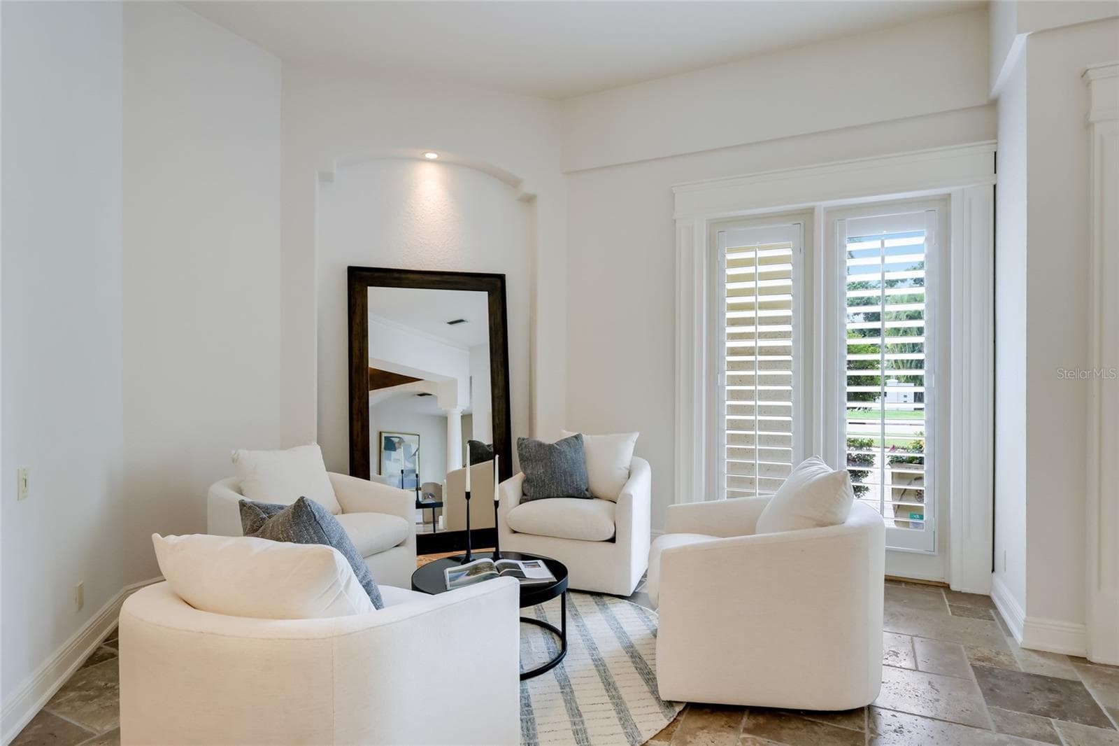 Single Family Residence at 4946 BRYWILL CIR, SARASOTA, photo 6 of 75