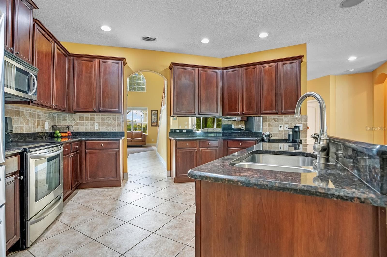 Kitchen - 5762 COVINGTON COVE WAY, ORLANDO