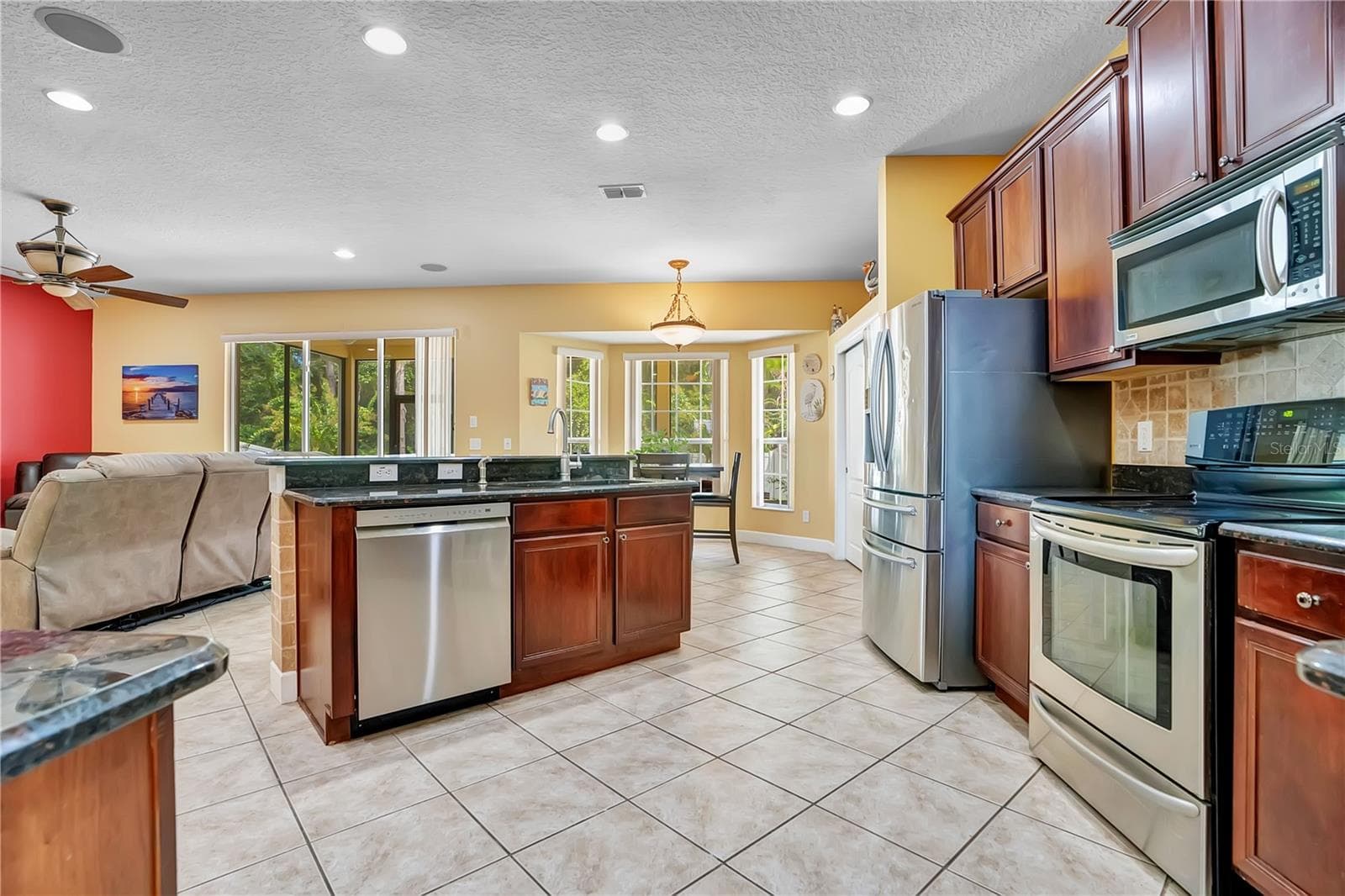Kitchen - 5762 COVINGTON COVE WAY, ORLANDO