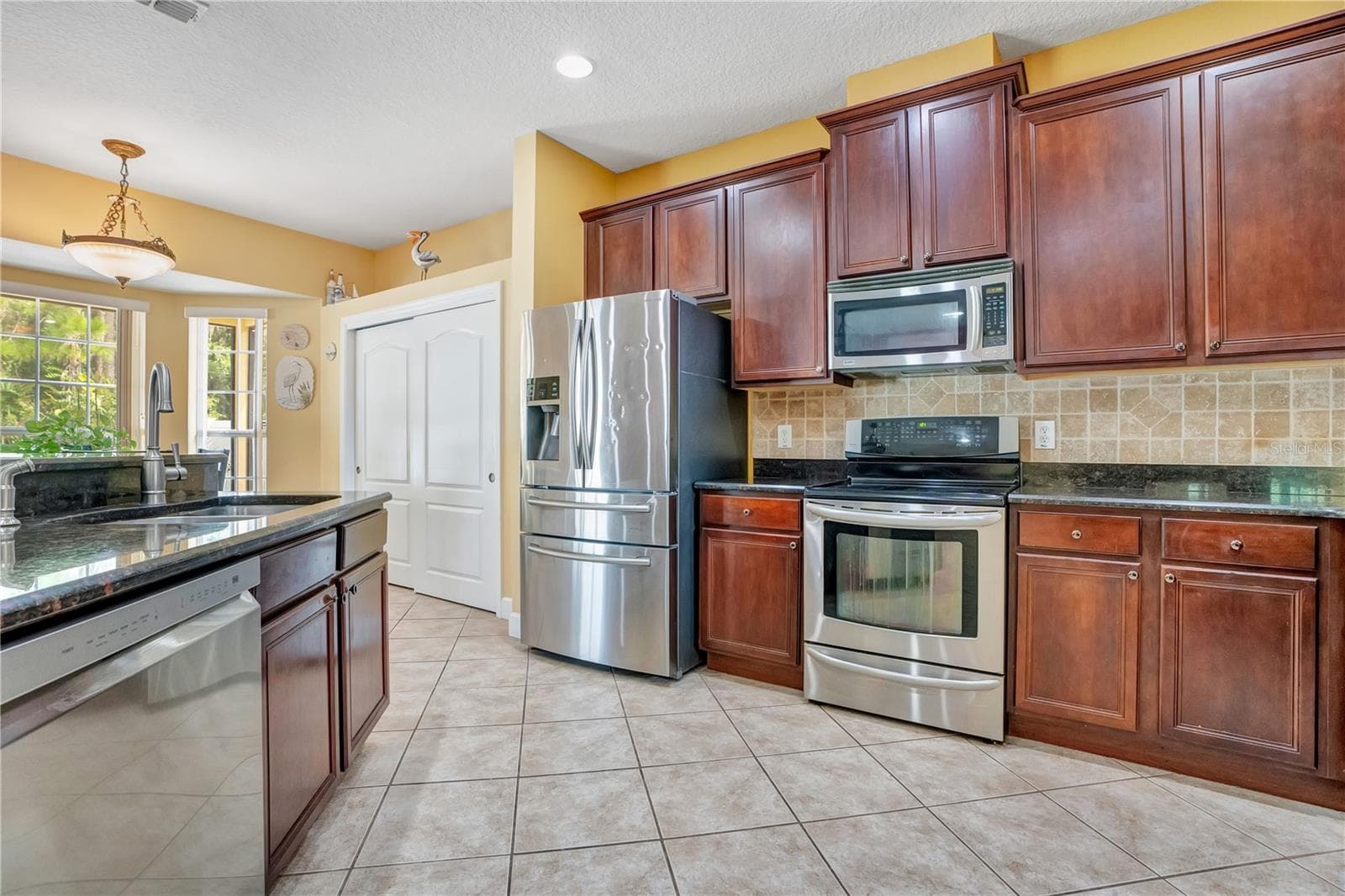 Kitchen - 5762 COVINGTON COVE WAY, ORLANDO
