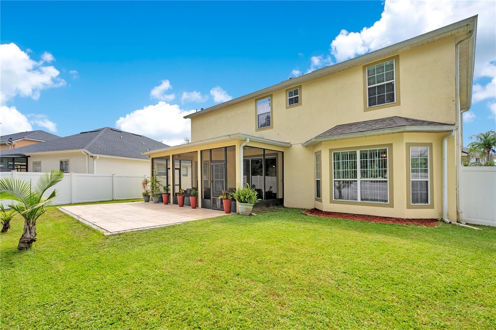 view of backyard - 5762 COVINGTON COVE WAY, ORLANDO