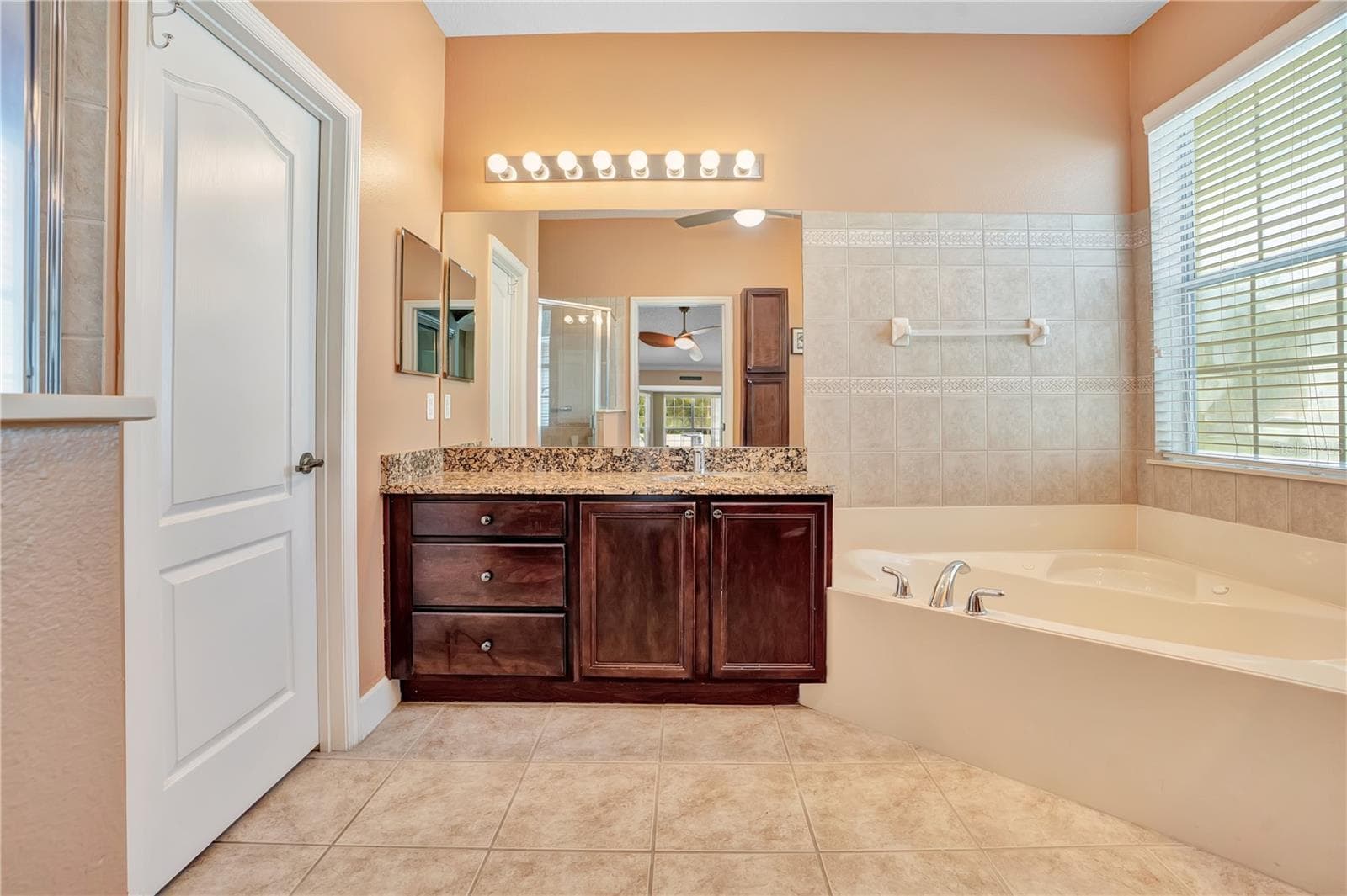 primary bathroom - 5762 COVINGTON COVE WAY, ORLANDO