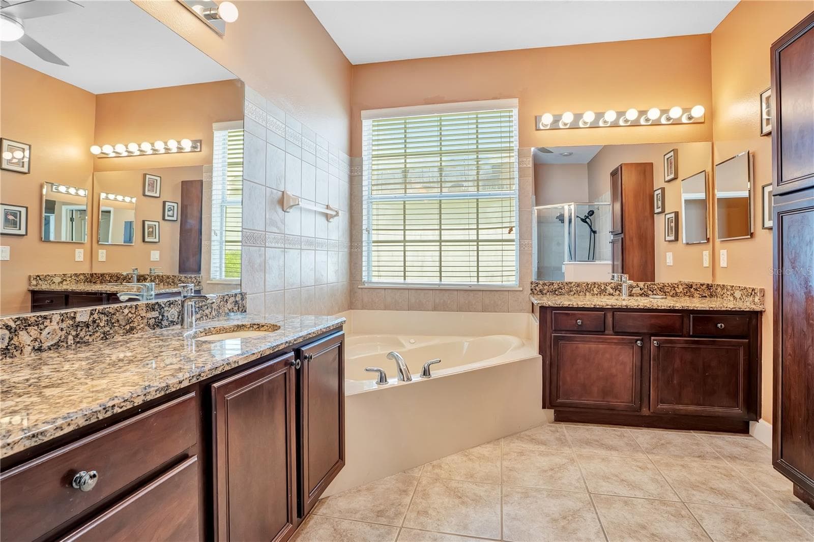 primary bathroom - 5762 COVINGTON COVE WAY, ORLANDO
