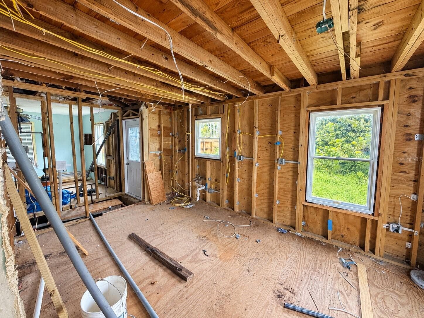 Single Family Residence at 2607 ADAMS ST, HOLLYWOOD, photo 7 of 18