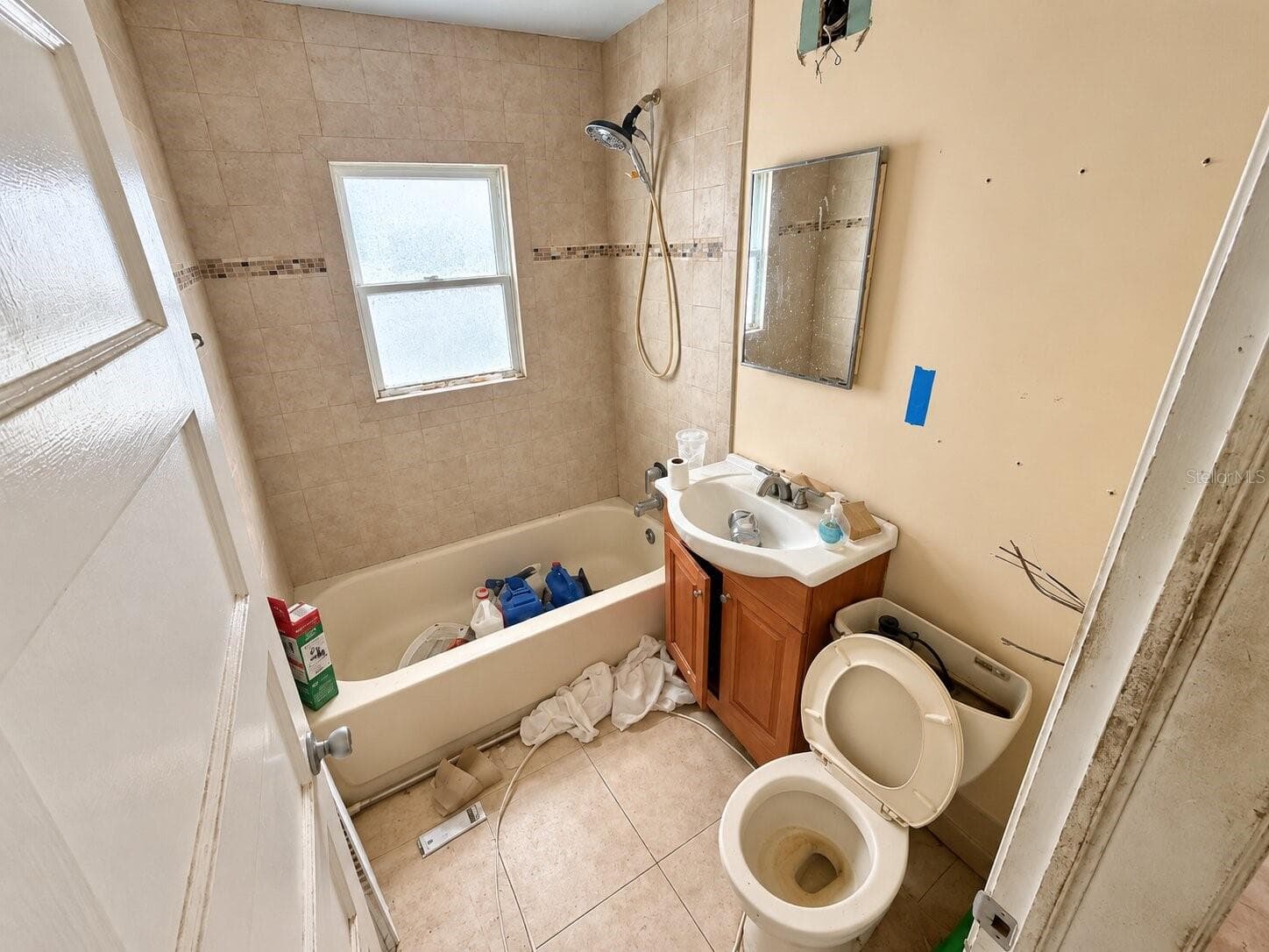 Single Family Residence at 2607 ADAMS ST, HOLLYWOOD, photo 13 of 18