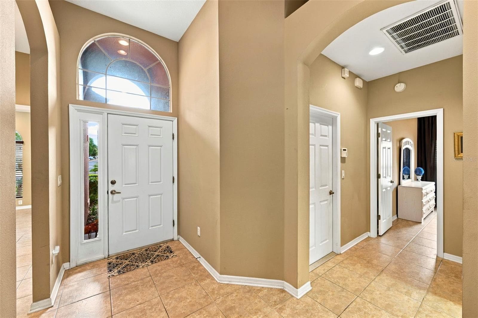 Single Family Residence at 11002 BELLE HAVEN DR, NEW PORT RICHEY, photo 10 of 100