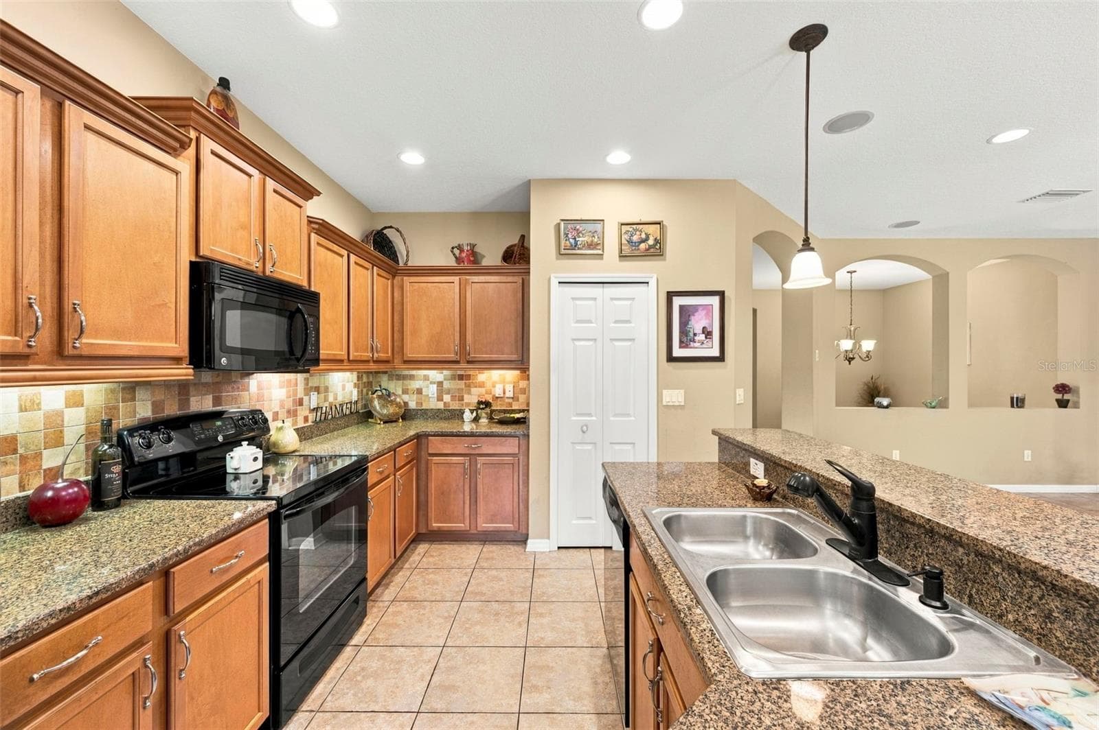 Single Family Residence at 11002 BELLE HAVEN DR, NEW PORT RICHEY, photo 29 of 100