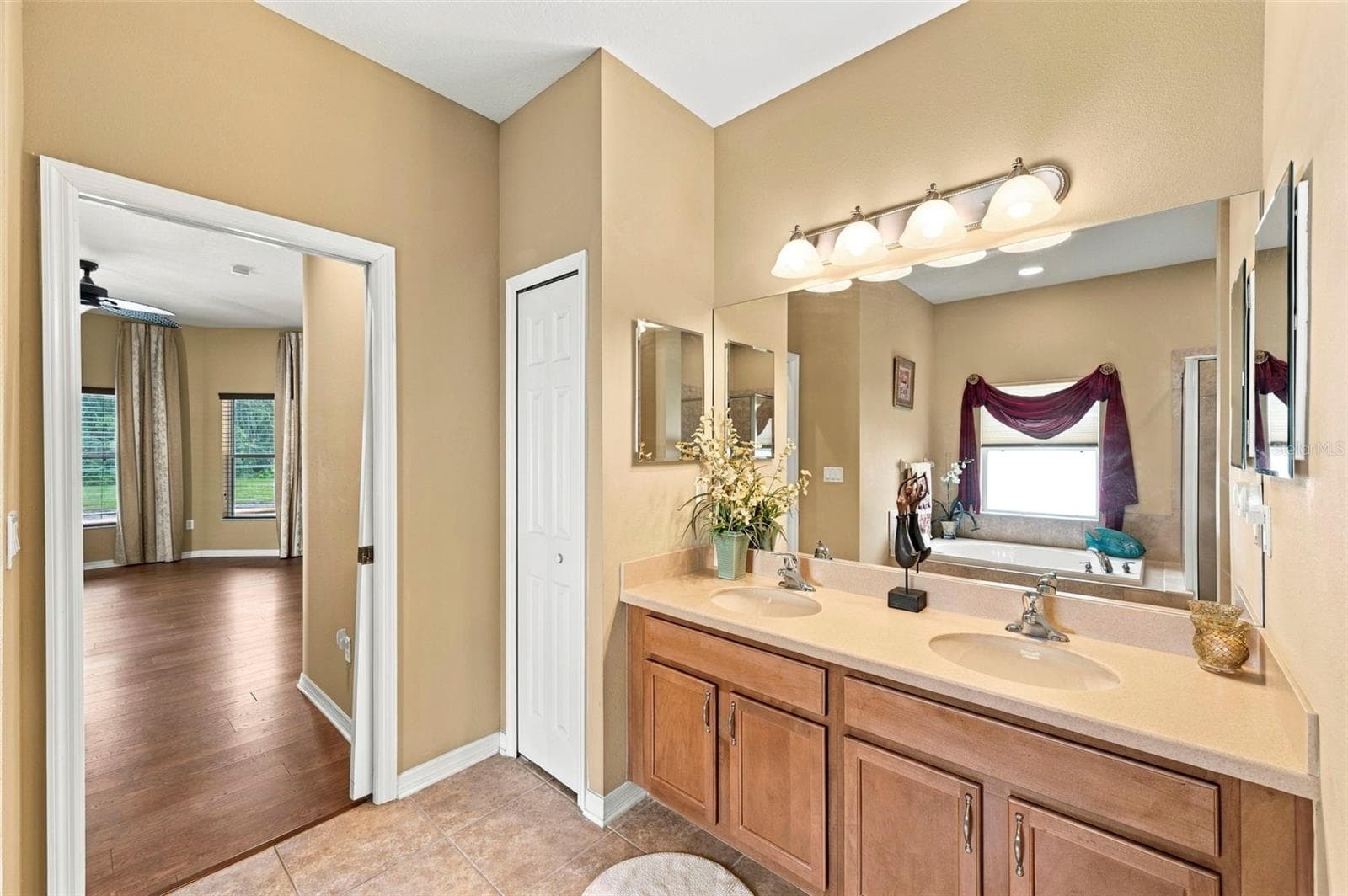 Single Family Residence at 11002 BELLE HAVEN DR, NEW PORT RICHEY, photo 38 of 100
