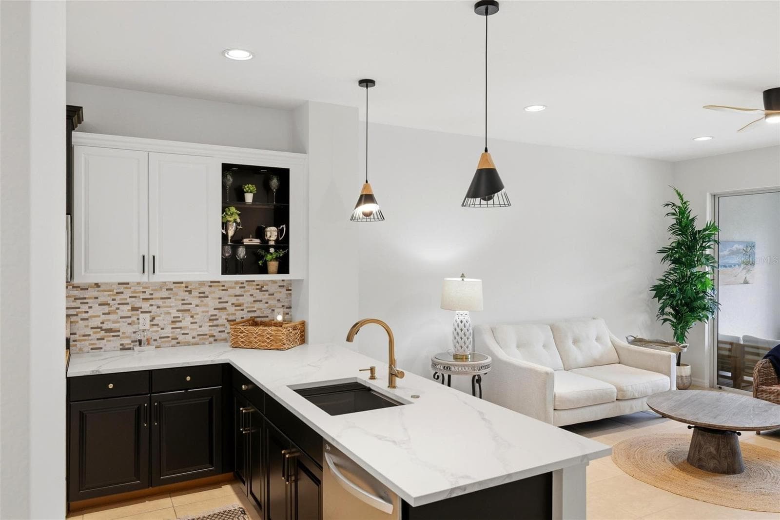 Villa at 10828 LERWICK CIR, ENGLEWOOD, photo 11 of 43