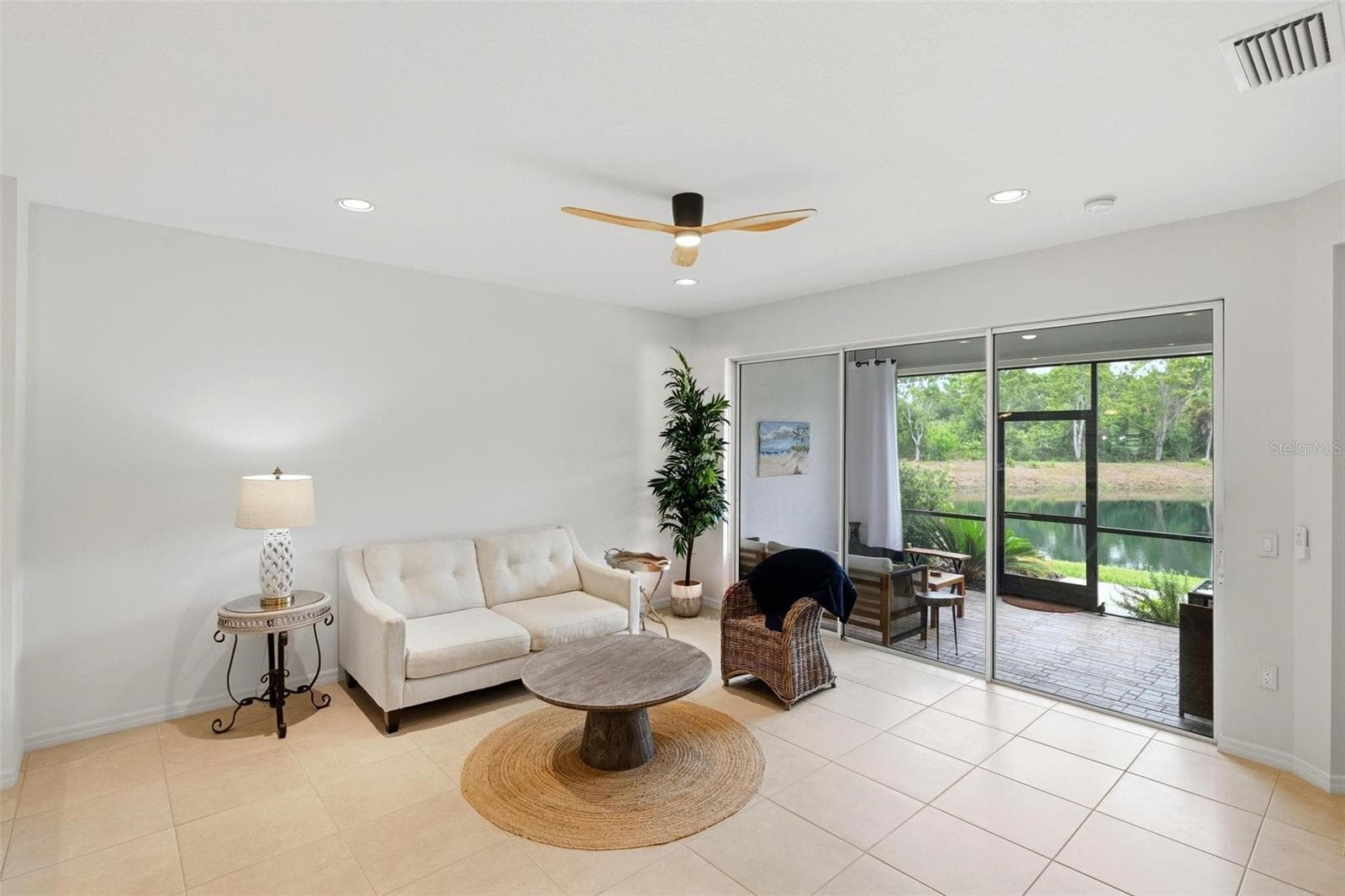 Living Room - 10828 LERWICK CIR, ENGLEWOOD