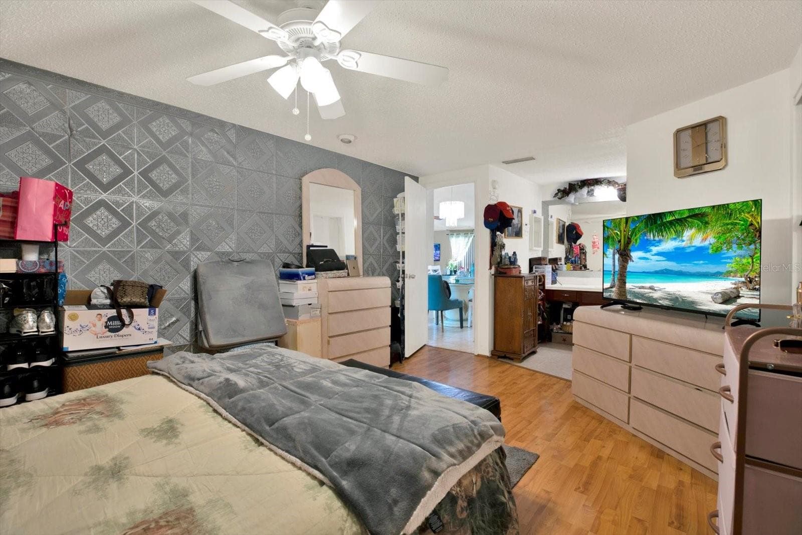 Single Family Residence at 9309 ASHFIELD CT, TAMPA, photo 11 of 33