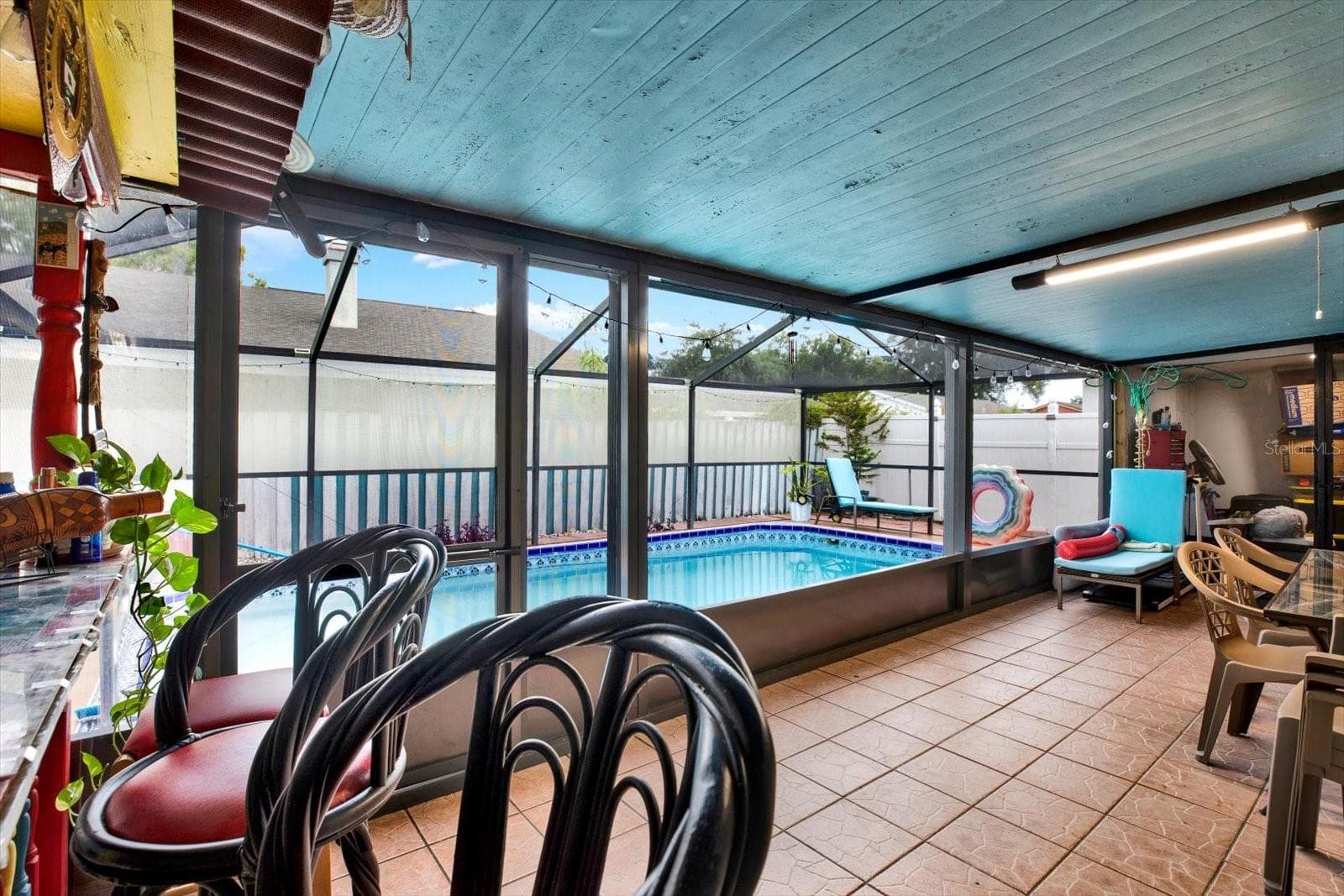 Single Family Residence at 9309 ASHFIELD CT, TAMPA, photo 19 of 33